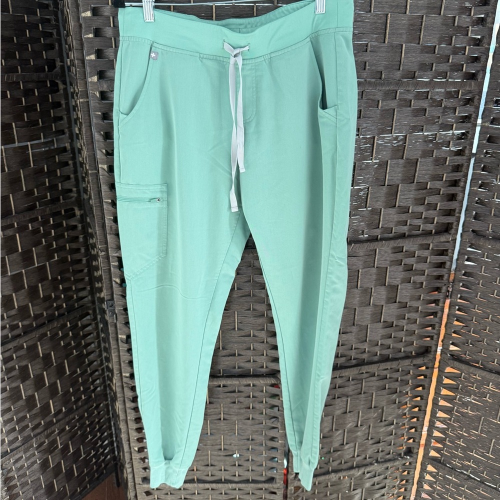 GUC Sz L Tall- Figs Zamora
